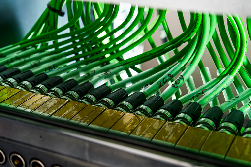 green wire in a server