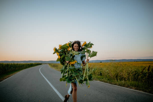 istock Darling, look what I found in a field 1310494396
