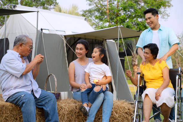 camping at summer time. - camping tent offspring 60s imagens e fotografias de stock