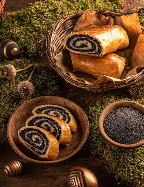 istock Sliced homemade poppy seed loaf 1310556881