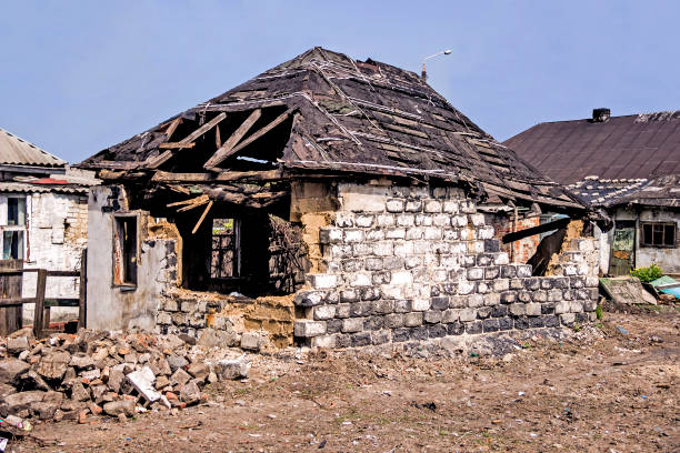 istock ruined old houses 1310592036