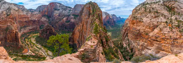 Panoramic of the Zion Canyon seen from the Angels Landing Trail high up in the mountain in Zion National Park, Utah. United States"t