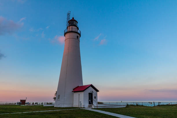 istock Fort Gratiot Lighthouse at Lighthouse Beach during Evening 1310674638
