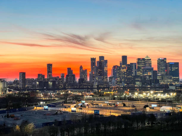 istock Canary Wharf at Sunset 1310793298