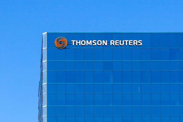 トムソン・ロイターはトロントのスカボローにある建物にサインします。 - thomson reuters corporation ストックフォトと画像