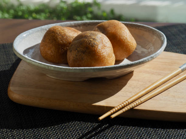 istock Asian food glutinous rice donuts, cooking 1310890930