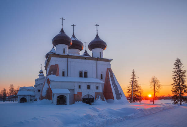 istock Kargopol in winter 1310891271