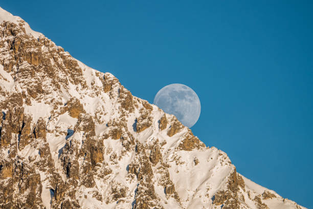 istock LUNA IS BORN ON THE CREST OF THE GRIGNETTA 1310917985