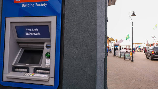 nationwide building society atm automated cash point machine - nationwide stock-fotos und bilder