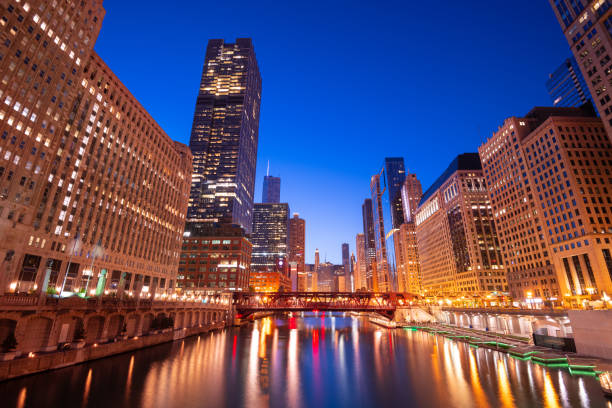 istock Chicago, Illinois, USA Cityscape on the River 1310939740