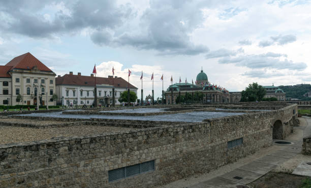 ancient architecture of the royal palace and residences on buda hill, budapest - fort budapest medieval royal palace of buda imagens e fotografias de stock