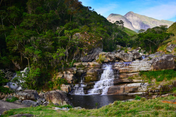 a tranquil getaway - mineral waterfall water flowing imagens e fotografias de stock