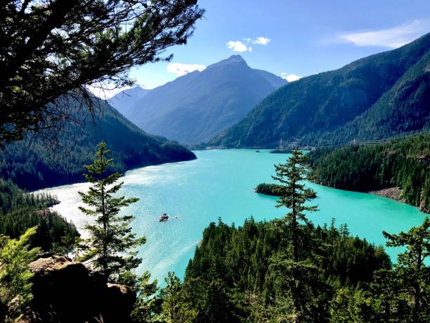 istock Turquoise Lake in Mountains 1311113706