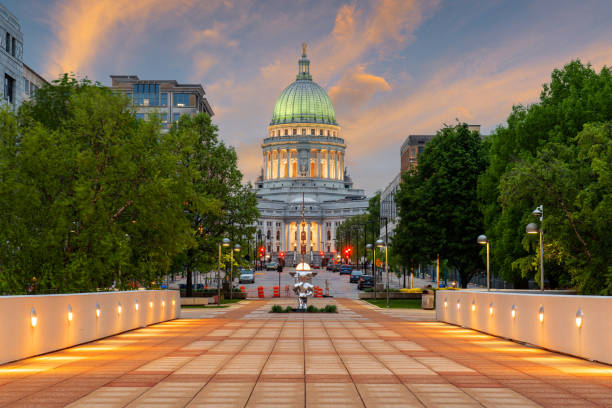 istock Madison, Wisconsin, USA state Capitol Building 1311137603