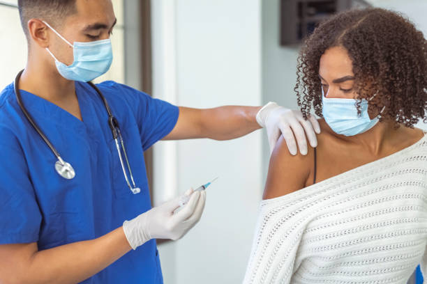 istock COVID-19 vaccine roll out 1311141257