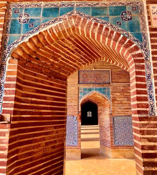 istock Shah Jahan mosque in Pakistan 1311214872