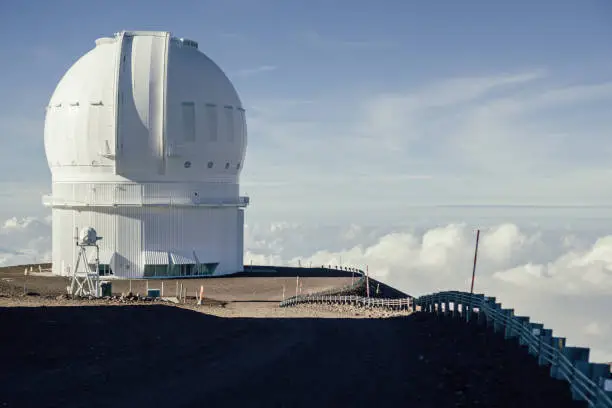 Telescope at Mauna-Kea observatory