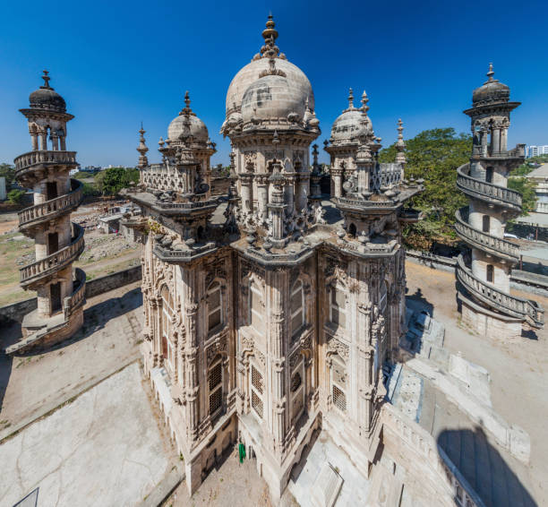 Tomb of Bahar-ud-din Bhar in Junagadh, Gujarat state, Ind Tomb of Bahar-ud-din Bhar in Junagadh, Gujarat state, India junagadh stock pictures, royalty-free photos & images