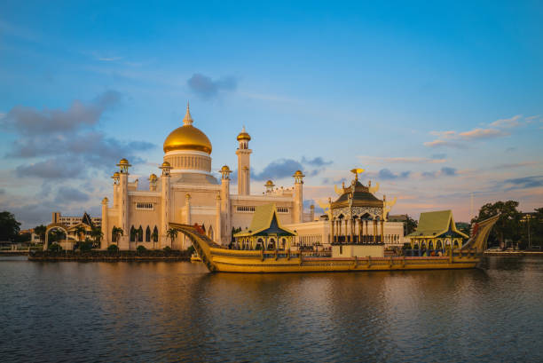 istock Omar Ali Saifuddien Mosque 1311419927