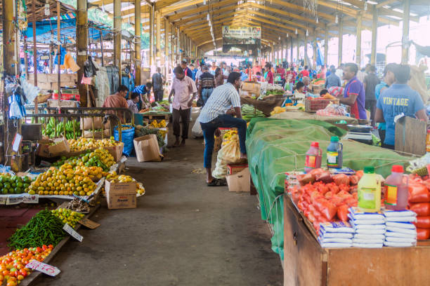 Federation of Self Employees Market in Colombo, Sri Lan Colombo, Sri Lanka - July 26, 2016: Federation of Self Employees Market in Colombo, Sri Lanka sri lanka business stock pictures, royalty-free photos & images