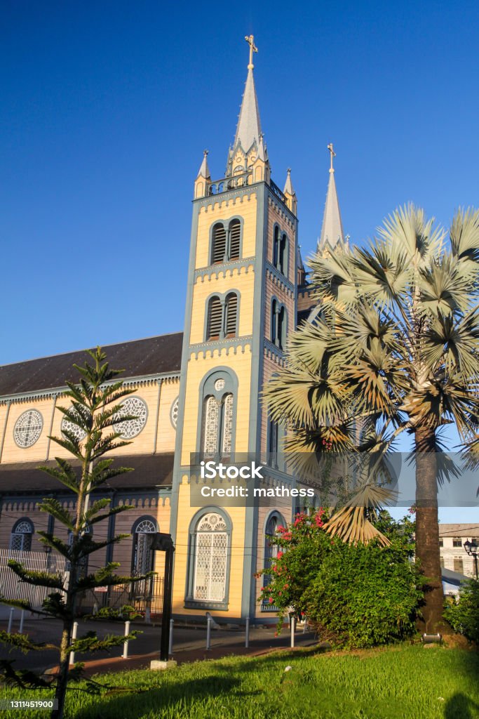 St Peter Und Paul Kathedrale In Paramaribo Hauptstadt Von Surinam ...