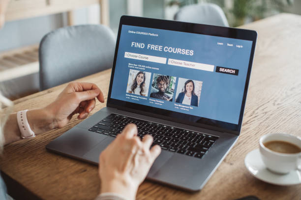 istock Looking for job during isolation period 1311479085