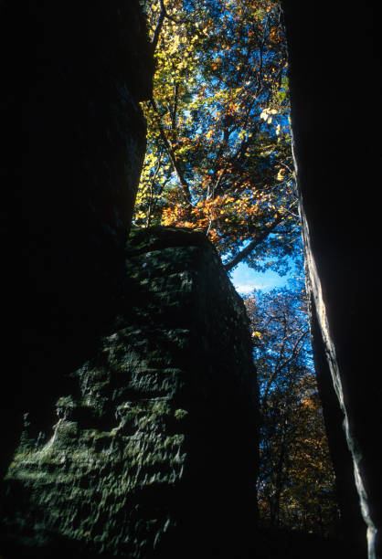 parque estadual giant city - city block rock formations - 2002 - slide rock state park - fotografias e filmes do acervo