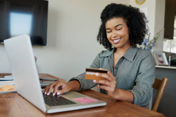 istock Paying bills is such a breeze with online banking 1311494122