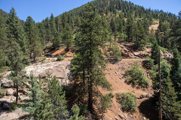 helen hunt's falls colorado sentieri escursionistici estate 2019 - mountain peak long colorado mountain foto e immagini stock