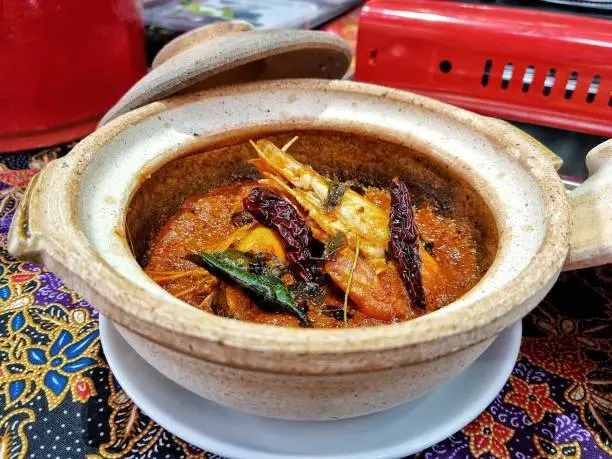 Assam Prawn cooked in a claypot
