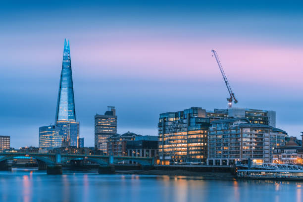 istock LONDON NIGHT LONG EXPOSURE 1311593612