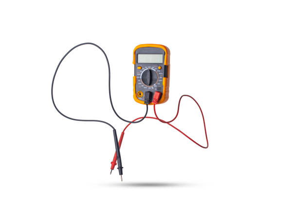 левитация мультиметра на белом фоне. - digital voltmeter стоковые фото и изображения