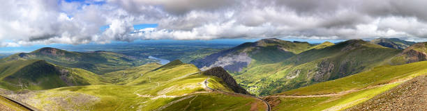 snowdonia - wales snowdonia snowdonia national park mountain photos et images de collection