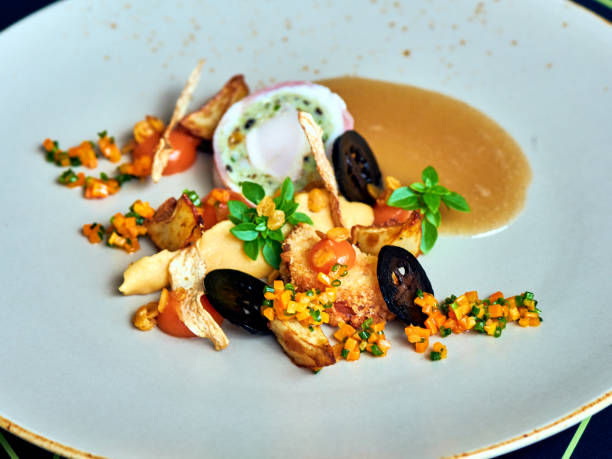 istock Fine Dining Gourmet Restaurant Essen 1311697541