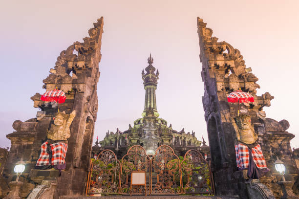 sunset scenics at garuda wisnu statue at kencana cultural park in bali ,indonesia - garuda imagens e fotografias de stock