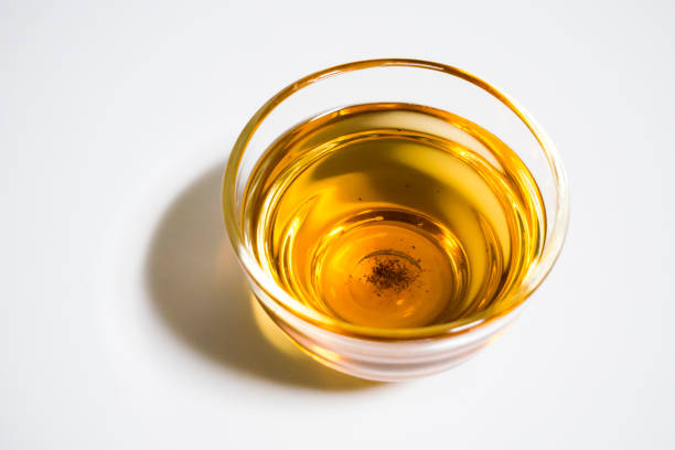 istock Hojicha in a glass cup 1311934019