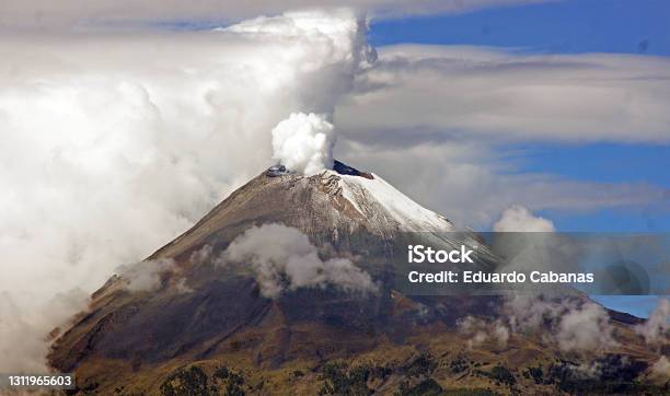 Popocatepetl Volcano Near Puebla In Mexico Stock Photo - Download Image Now - Popocatepetl Volcano, Mexico, Mountain