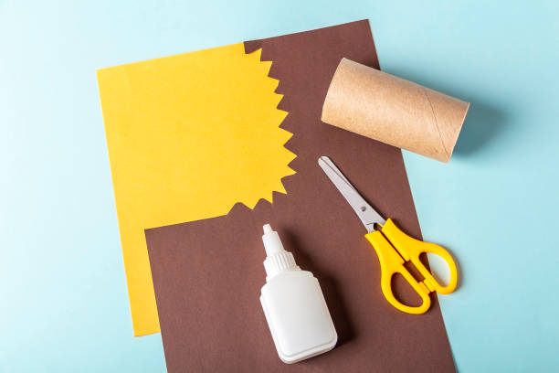 istock DIY and kids creativity. Step by step instruction: how to make hedgehog from toilet roll tube. Step1 prerpration tools: scissors, paper, glue. Children Craft workshop. Eco-friendly reuse recycle. 1311981315