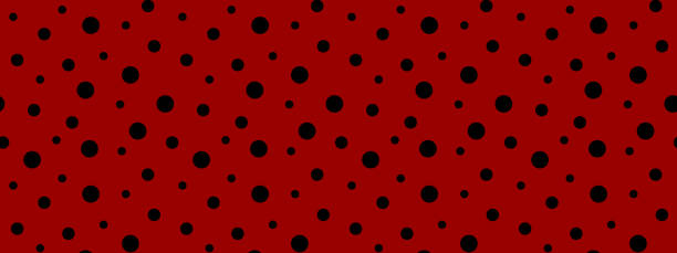 illustrazioni stock, clip art, cartoni animati e icone di tendenza di modello senza cuciture ladybug. pois nero su sfondo rosso. design retrò per carta da scrapbooking, tessuto, carta da parati. illustrazione vettoriale - textured paper red seamless