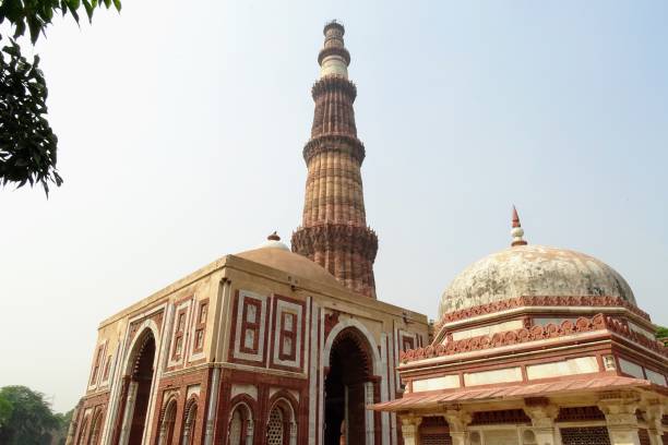 istock Qutub Minar Delhi 1312050784