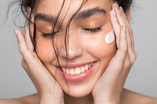 istock Young woman beauty portrait 1312113066