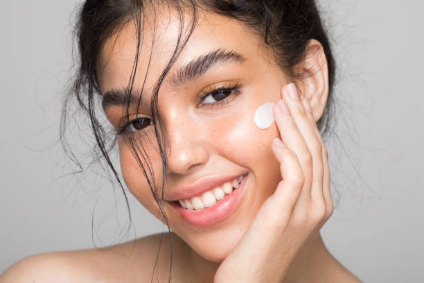 istock Young woman beauty portrait 1312113108