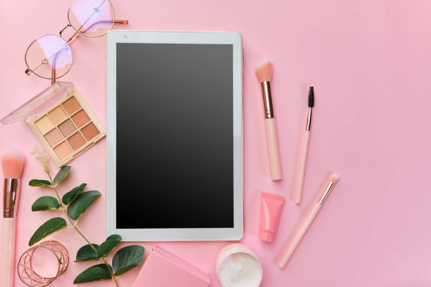 istock Flat lay, top view pink modern office table desk. 1312183815