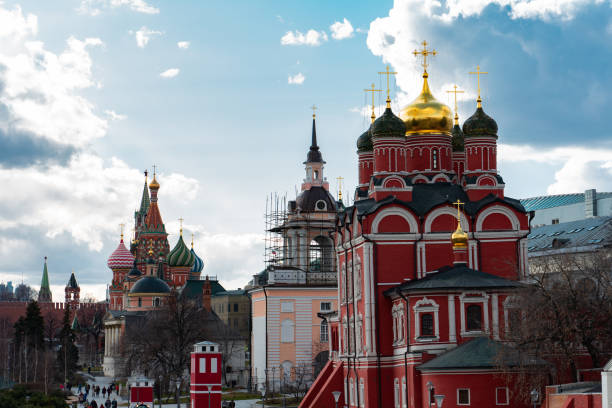 istock hoto The Moscow Kremlin and St. Basil's Cathedral 1312241714