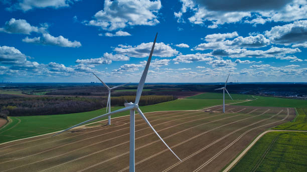 시골 들판의 풍력 터빈, 후크 무어, 미클필드, 웨스트 요크셔, 잉글랜드, 영국 - wind turbine wind turbine yorkshire 뉴스 사진 이미지