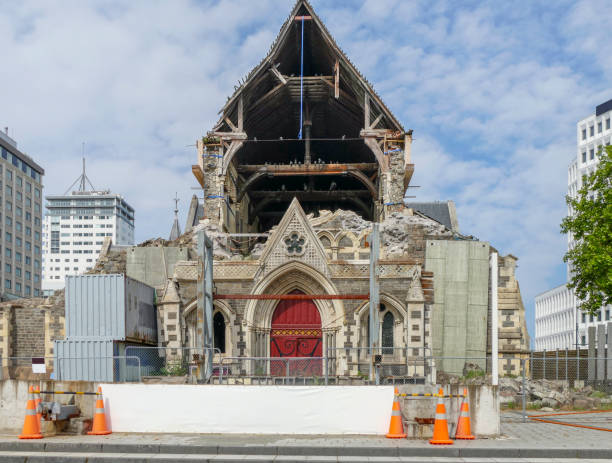 ChristChurch Cathedral The damaged ChristChurch Cathedral in New Zealand christchurch earthquake stock pictures, royalty-free photos & images