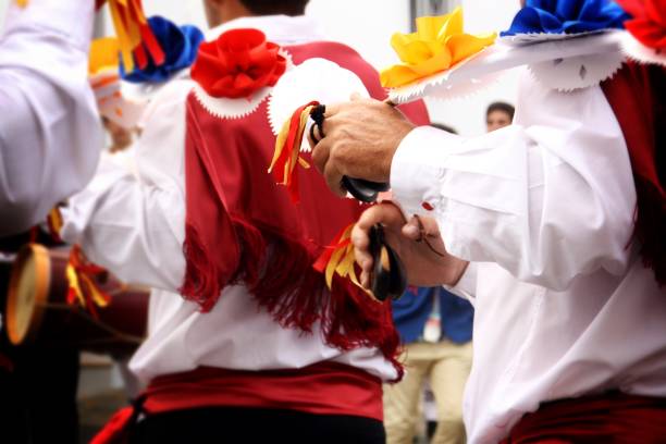 traditional dancers dancing at the festivities of the virgin of la rábida in sanlúcar. - 3494 imagens e fotografias de stock