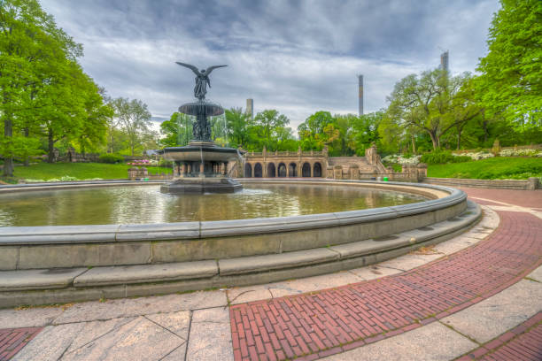 istock Bethesda Terrace and Fountain 1312379013