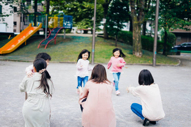 istock Children running with their mothers 1312429916