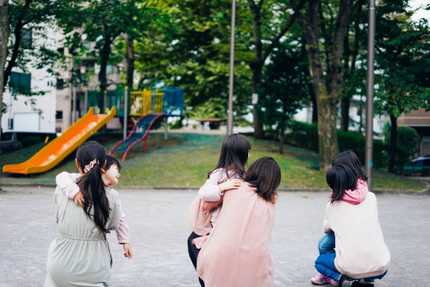 istock Children running with their mothers 1312429918